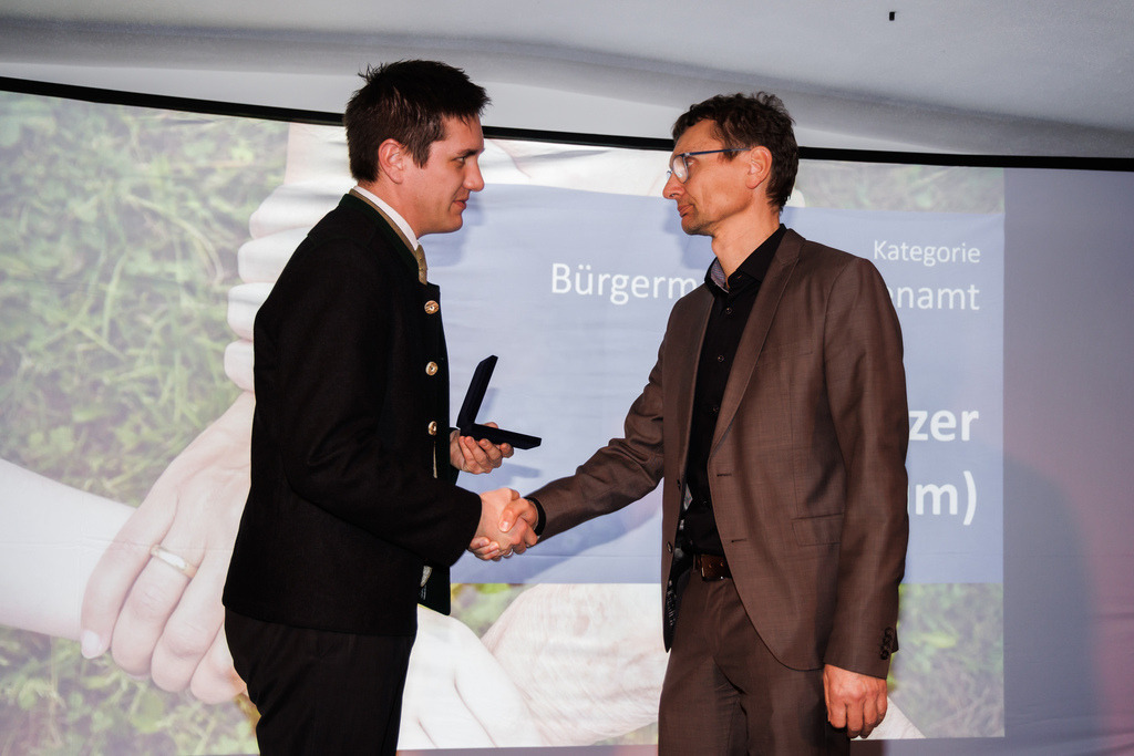 GT2A1730 | ap-design // andreas plenk - Realisiert mit Pictrs.com