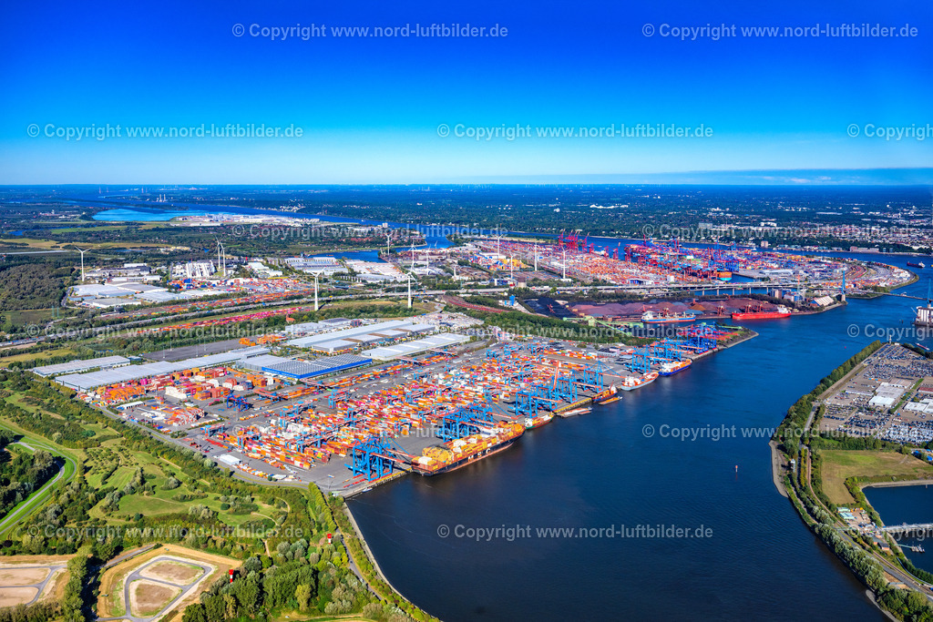 Hamburg_Altenwerder_ELS_9295250925 | HAMBURG 25.09.2025 Containerterminal HHLA Container Terminal Altenwerder (CTA) am Ufer der Elbe im Stadtteil Altenwerder in Hamburg. Weiterführende Informationen bei: Hafen Hamburg Marketing e.V. (HHM). // Container Terminal HHLA Container Terminal Altenwerder (CTA) on the Elbe riverbank in the Altenwerder part of Hamburg in Germany. Further information at: Hafen Hamburg Marketing e.V. (HHM). Foto: Martin Elsen