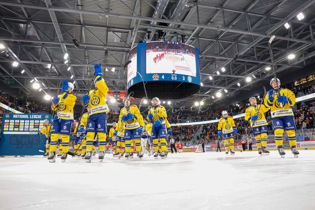 EHCB vs HCD 20260106_wb-1745 | Sportbilder, Sportfotograf, Hochzeits- und Eventfotografin, Flugshows, Portraits und Tiershooting, Aviation, Downhill, Nationalleague, Swissleague, International