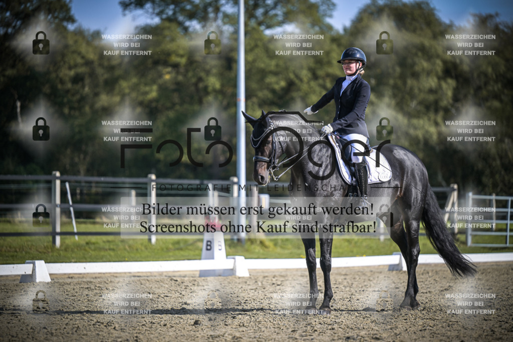 DOS_1715 | Entdecke hochwertige Reitturnierfotos von Foto Oger. Professionell, emotional und authentisch – jetzt Lieblingsmomente im Shop bestellen.Deutschlandweite Turnierfotografie. - Realisiert mit Pictrs.com
