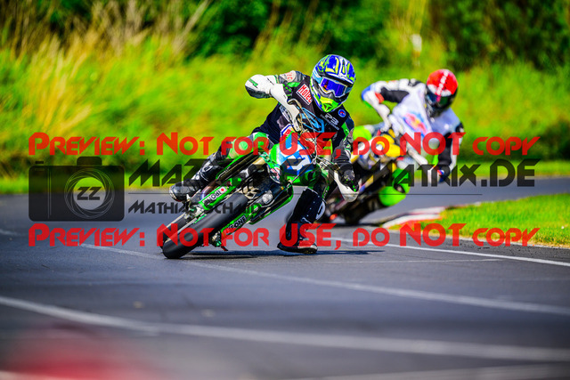 MaZZes_FotoMatrix_240714_6007705_7327 | UE40