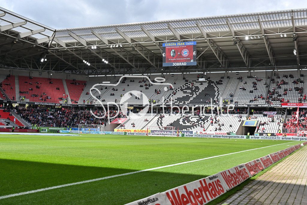 SC Freiburg - FC Bayern München | FREIBURG, GERMANY - 04. APRIL: ein Blick ins Freiburger Stadion vor dem Bundesligamatch zwischen dem SC Freiburg und dem FC Bayern München am 28. Spieltag im Europa-Park Stadion / DFL REGULATIONS PROHIBIT ANY USE OF PHOTOGRAPHS AS IMAGE SEQUENCES AND/OR QUASI-VIDEO
