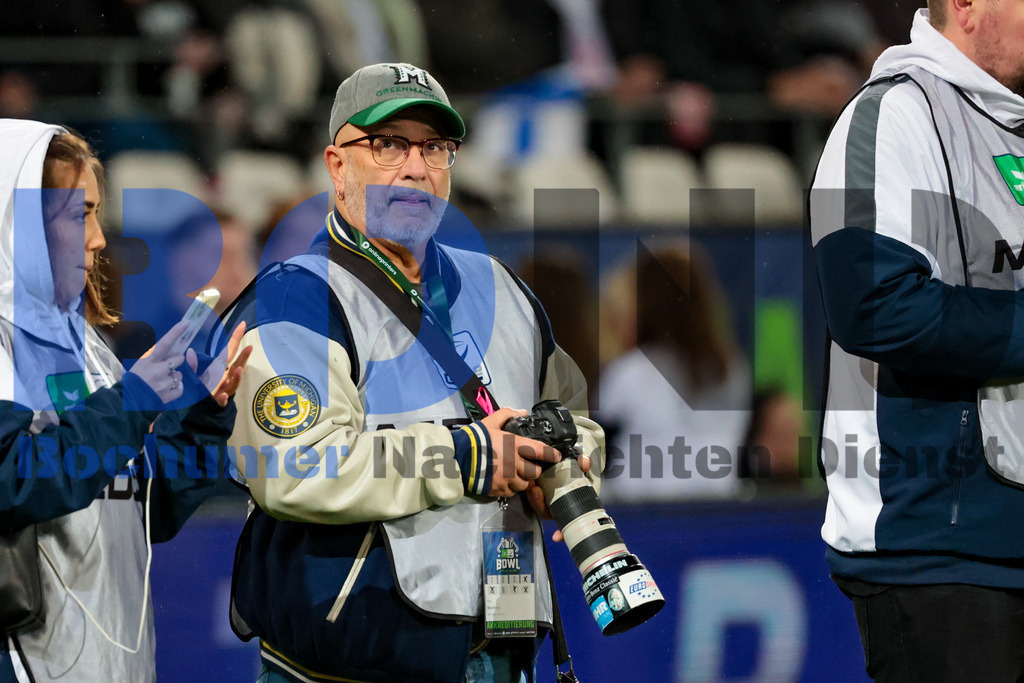 SES_POTDRE20241012-72 | bond - Realisiert mit Pictrs.com