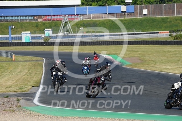 2025_05_13_PBK_23360 | Sportfotografie; SlowMotion; Video; Rennstrecke; Hafeneger; Speer; Racing; RSE; BMW; CBO; Trackday; Motorsportarena; Hockenheimring; Brno; Most; Barcelona; Valencia