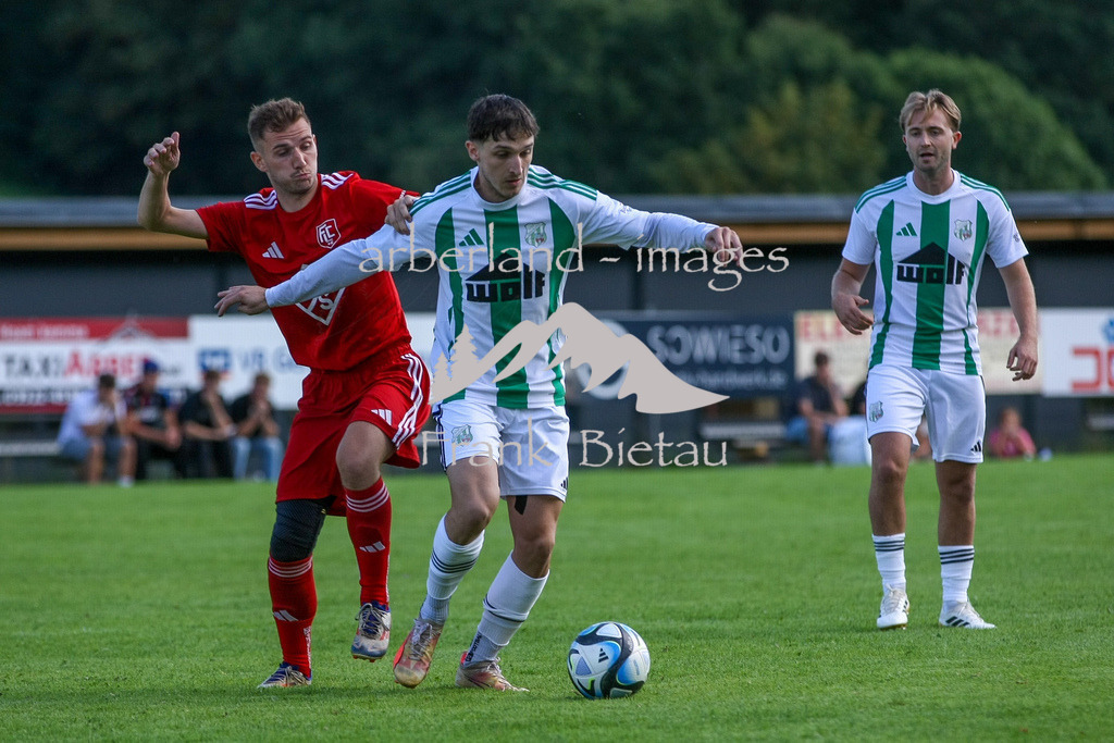 993T1160 | Medien- Sport- Entertainmentfotos