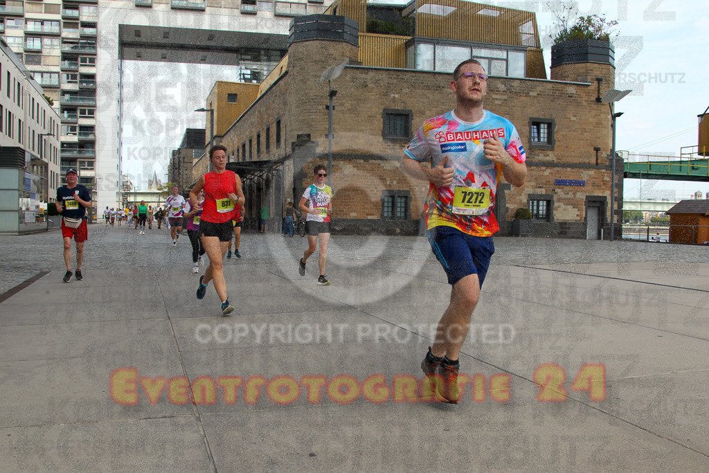 250920_1332_EV4_6005 | Sportfotografie im Rhein-Sieg Kreis, Köln, Bonn, NRW, Rheinland Pfalz, Hessen, etc. Unser Tätigkeitsfeld umfasst den Laufsport vom Volkslauf über den Marathon, Duathlon, Triathon bis zum Ultralauf wie Kölnpfad Ultra oder Schindertrail.