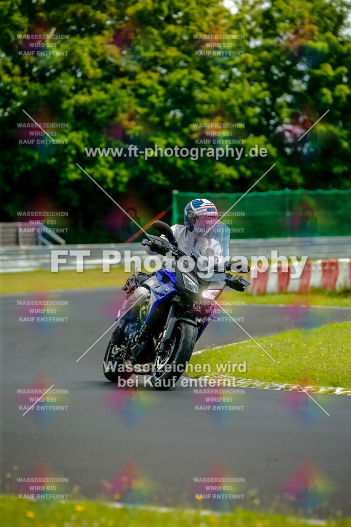 VBK-4803 | Hier findet Ihr Bilder von Touristenfahrten auf der Nürburgring Nordschleife oder von anderen Veranstaltungen die ich besucht habe. Viel Spass beim Durch Schauen 