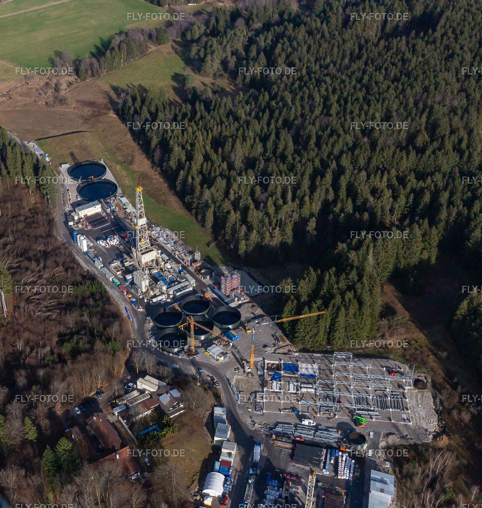 Eavor Erdwärme Geretsried mit GKW | Luftbild: Eavor Erdwärme Geretsried mit GKW im Ortsteil Gelting in Geretsried im Bundesland Bayern in Deutschland. Foto: IMG_139489.jpg vom 27.12.2023 durch ©2025 Werner Riehm fly-foto.de/copyright - Realisiert mit Pictrs.com