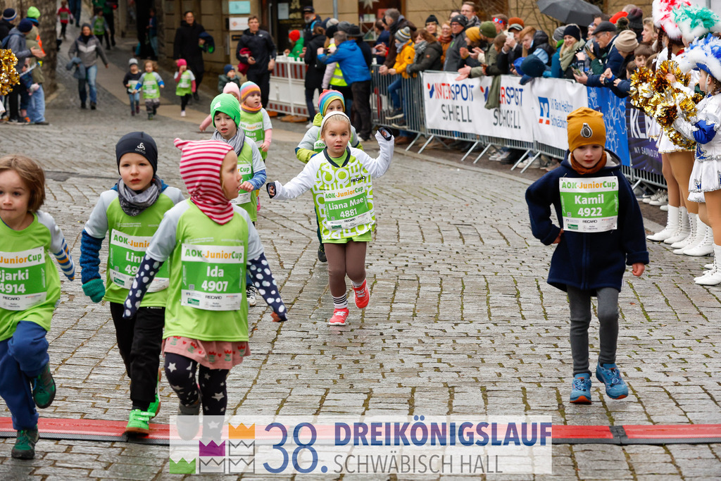 400m AOK Junior Cup | 3 Koenigslauf 2024 400m AOK Junior Cup - Realisiert mit Pictrs.com