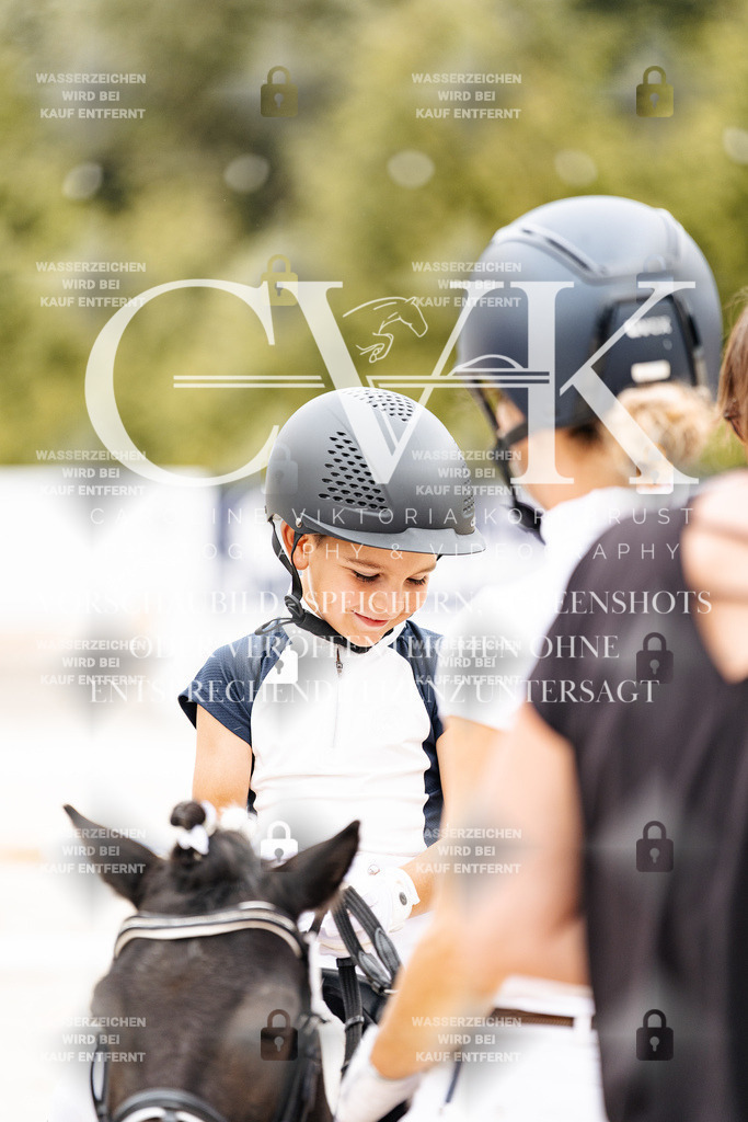 CK907475 | Turnierfotografie Pferdefotografie Trier Rheinland-Pfalz Pferdesport Reitsport Tierfotografie Sportfotografie Pferdevideo Pferdevideografie Equestrianvideography equestrianphotography  - Realisiert mit Pictrs.com