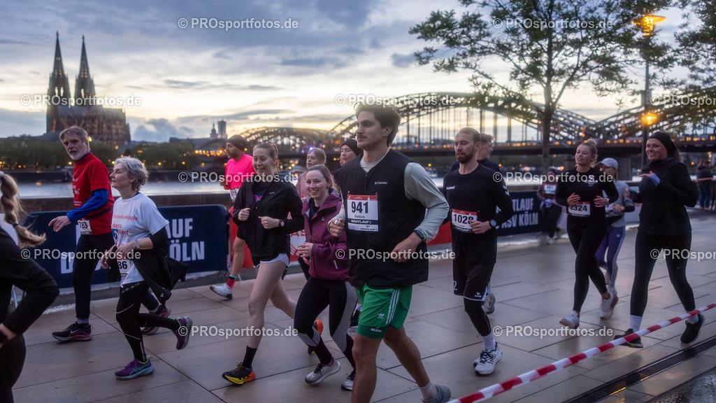 23. ASV Nachtlauf; Koeln, 13.05.26 | Impressionen vom 23. ASV Nachtlauf am 13.05.26 am Tanzbrunnen in Koeln. Foto: BEAUTIFUL SPORTS/Leah Kohring