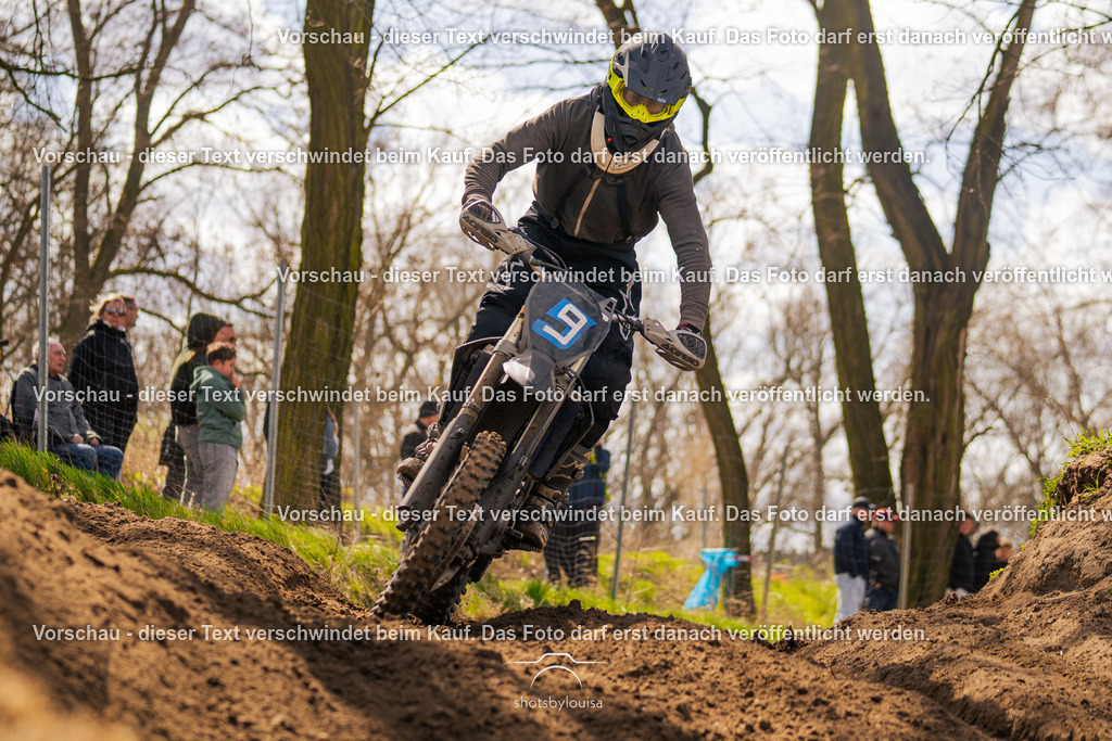 20260406_MSCHänchen-9497 | Sportfotografin aus Berlin-Brandenburg mit Fokus auf Motocross. Ich halte deine sportliche Leistung und echte Emotionen auf und neben der Strecke professionell fest. Entdecke die Fotos von deinem Rennen und bestelle sie direkt hier im Shop.