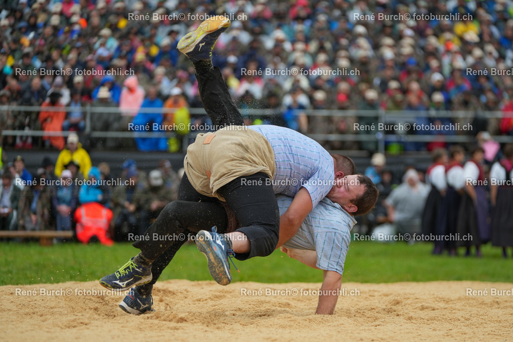 39 | René Burch leidenschaftlicher Fotograf aus Kerns in Obwalden.  Hier finden sie Sport, Landschaft und Natur Fotografie.
 - Realisiert mit Pictrs.com