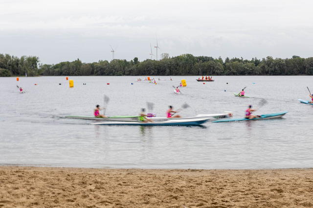 DLRG, Rettungssport, Beach- & Oceanevents, NRW-Landesmeisterschaften Freiwasser Rettungssport 2026 20.09.2026 | Kalkar-Wissel, Deutschland - September, 20: Impressionen der 7. NRW-Landesmeisterschaften Freiwasser Rettungssport 2026 im Naturbad Wisseler See (Foto: Benedikt Lang (DLRG)) - Realisiert mit Pictrs.com