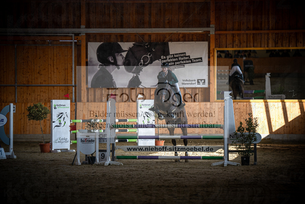 DOS_0221 | Entdecke hochwertige Reitturnierfotos von Foto Oger. Professionell, emotional und authentisch – jetzt Lieblingsmomente im Shop bestellen.Deutschlandweite Turnierfotografie. - Realisiert mit Pictrs.com