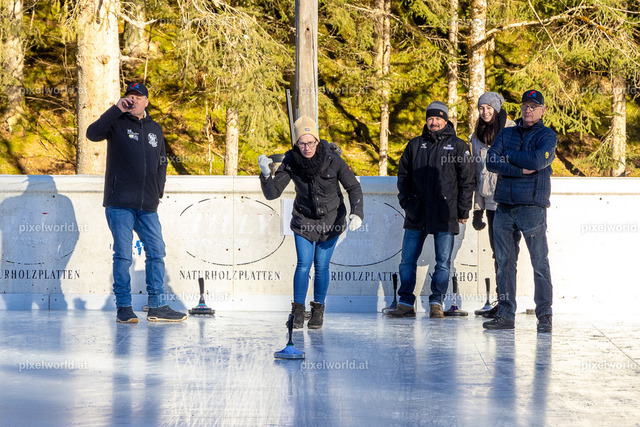 Gemeinde Eisstockturnier Steuerberg | Bildershop von pixelworld.at - Realisiert mit Pictrs.com