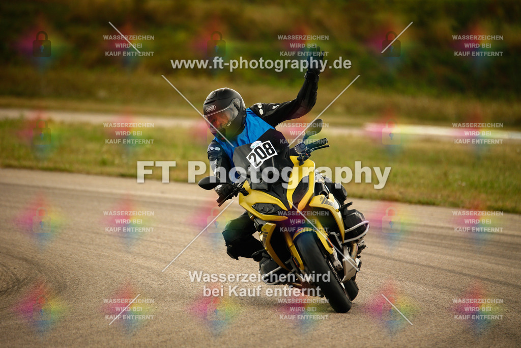 _MOT7721 | Hier findet Ihr Bilder von Touristenfahrten auf der Nürburgring Nordschleife oder von anderen Veranstaltungen die ich besucht habe. Viel Spass beim Durch Schauen 