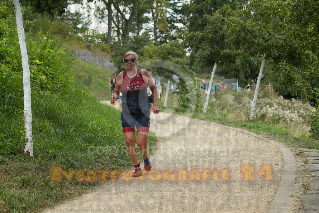 250824_1353_EX1_4165 | Sportfotografie im Rhein-Sieg Kreis, Köln, Bonn, NRW, Rheinland Pfalz, Hessen, etc. Unser Tätigkeitsfeld umfasst den Laufsport vom Volkslauf über den Marathon, Duathlon, Triathon bis zum Ultralauf wie Kölnpfad Ultra oder Schindertrail.