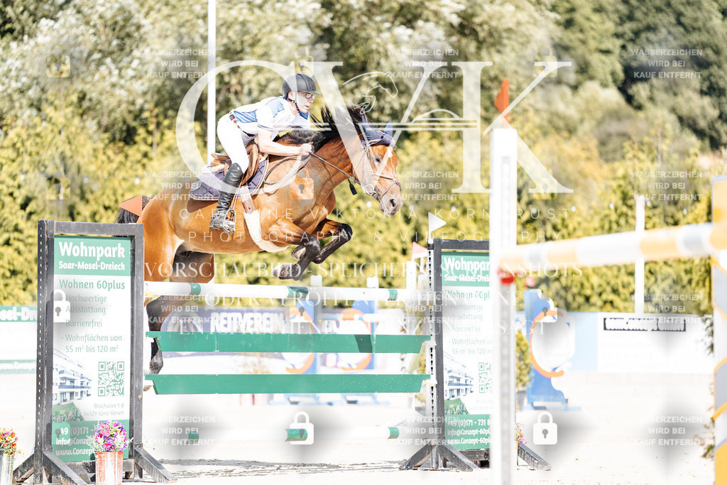 CK908915 | Turnierfotografie Pferdefotografie Trier Rheinland-Pfalz Pferdesport Reitsport Tierfotografie Sportfotografie Pferdevideo Pferdevideografie Equestrianvideography equestrianphotography  - Realisiert mit Pictrs.com