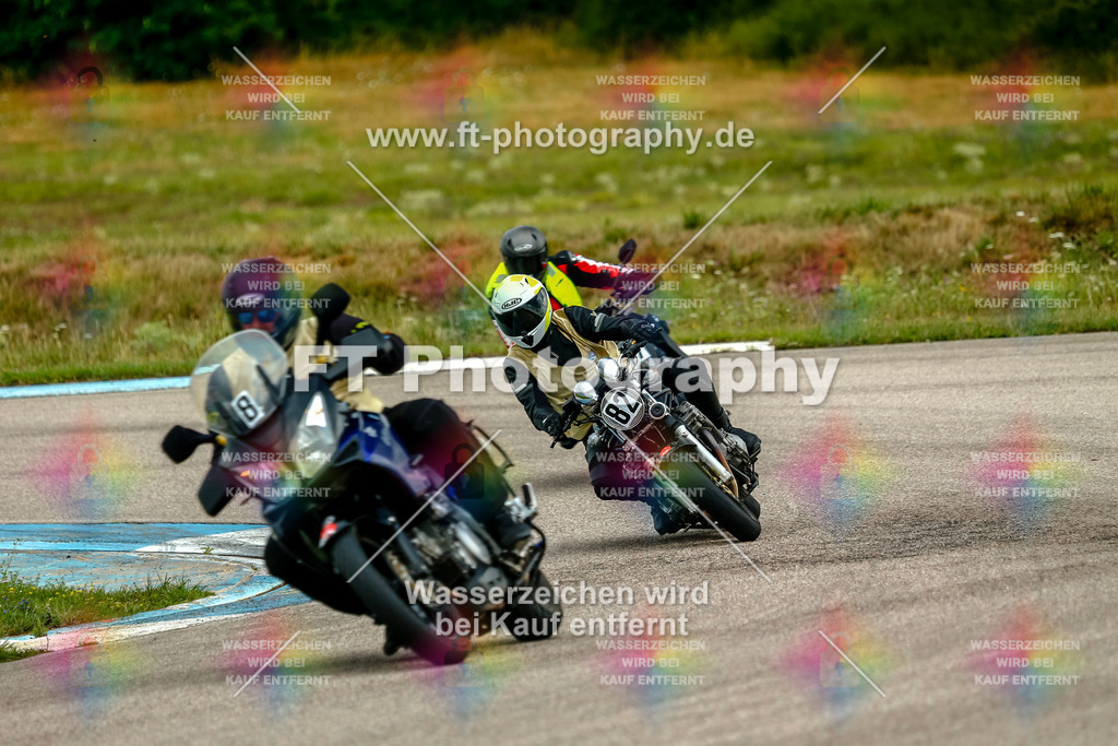 Chambley Juli-3169 | Hier findet Ihr Bilder von Touristenfahrten auf der Nürburgring Nordschleife oder von anderen Veranstaltungen die ich besucht habe. Viel Spass beim Durch Schauen 