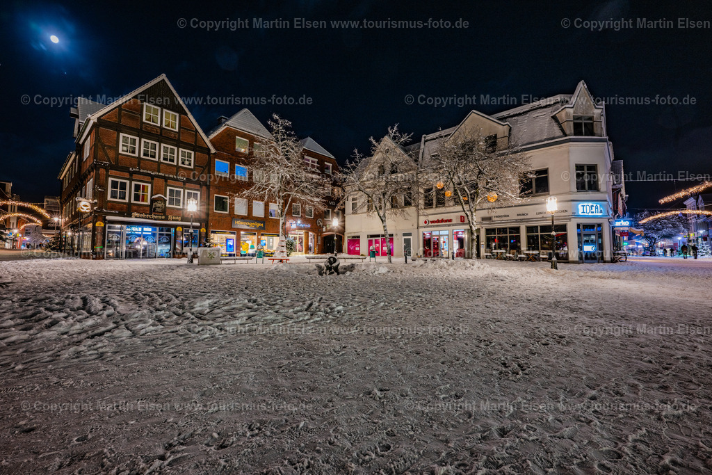 Stade Pferdemarkt Brunnen Altstadt Winter Schnee_ELS_2591030126 Kopie | Fotos aus den Touristenorten aus Norddeutschland. - Realisiert mit Pictrs.com