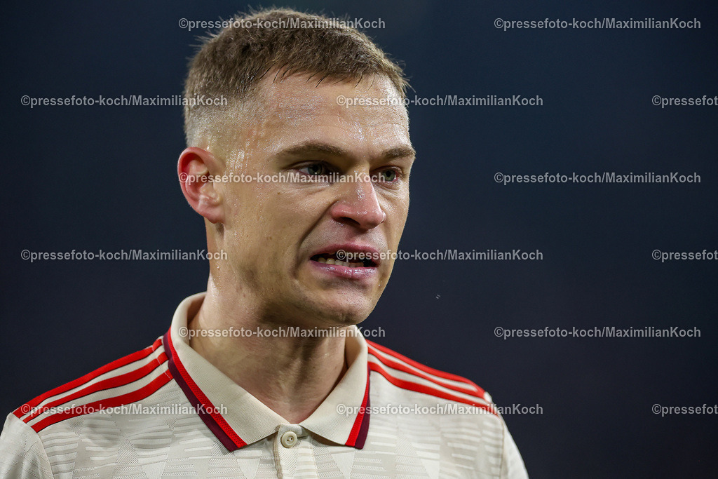 UCL10122402249 | 10.12.2024, Fußball, UEFA Champions League, Schachtar Donezk - FC Bayern München, Arena AufSchalke Gelsenkirchen, 8. Spieltag Saison 2024 2025: Joshua Kimmich (Bayern #6) schlecht gelaunt enttäuscht EnttäuschungDFB regulations prohibit any use of photographs as image sequences and or quasi-video.