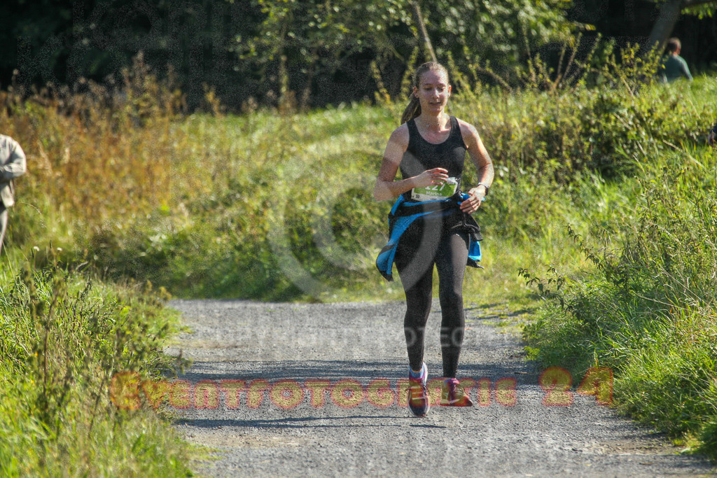 240915_1151_EV4_6731 | Sportfotografie im Rhein-Sieg Kreis, Köln, Bonn, NRW, Rheinland Pfalz, Hessen, etc. Unser Tätigkeitsfeld umfasst den Laufsport vom Volkslauf über den Marathon, Duathlon, Triathon bis zum Ultralauf wie Kölnpfad Ultra oder Schindertrail.