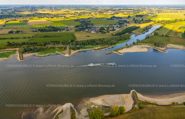 Emmerich220805433Rheinniedrigwasser | Luftbild, Niedrigwasser des Rheins bei Emmerich,  Emmerich, Emmerich am Rhein, Niederrhein, Nordrhein-Westfalen, Deutschland