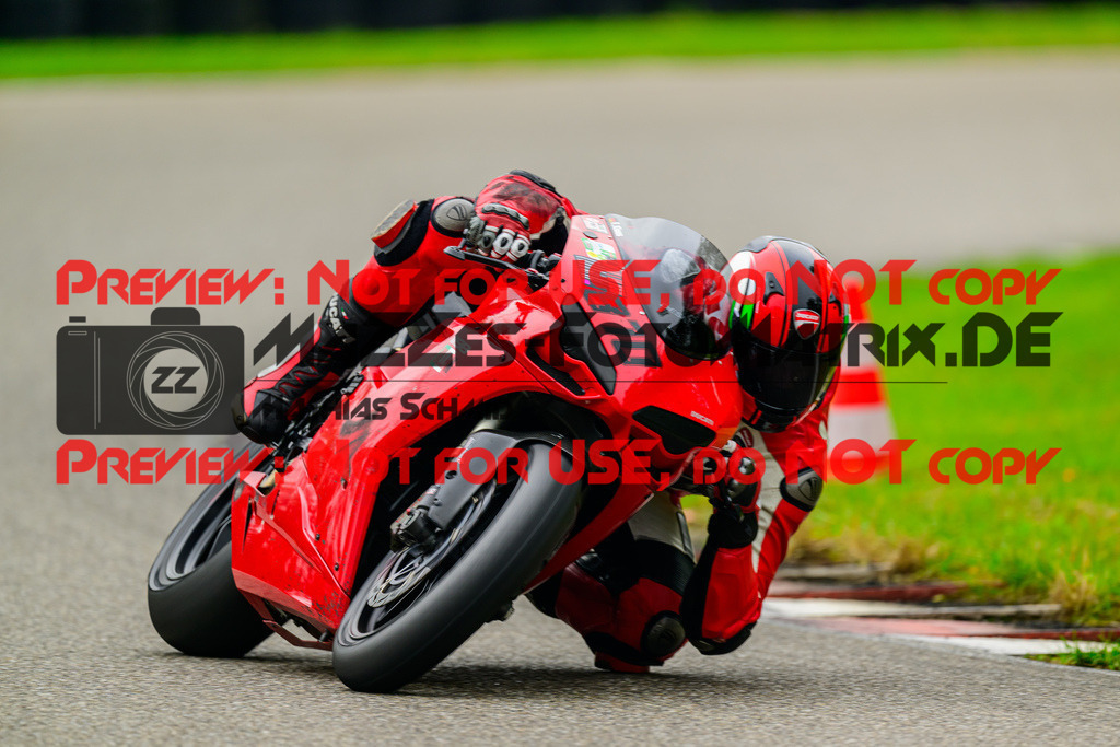 MaZZes_Fotomatrix_20241003_6007705_7357 | ROT