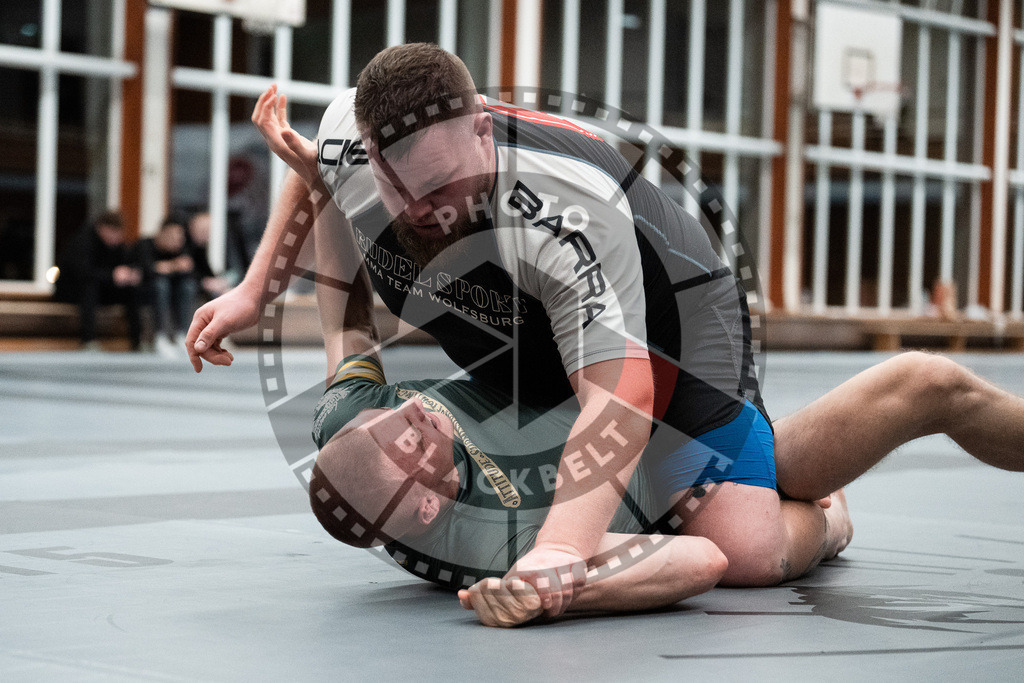 20251129PBB9088 | Fighters compete during the luta livre competition ILLCS XI winter edition on November 29, 2025 in Hannover, Germany.