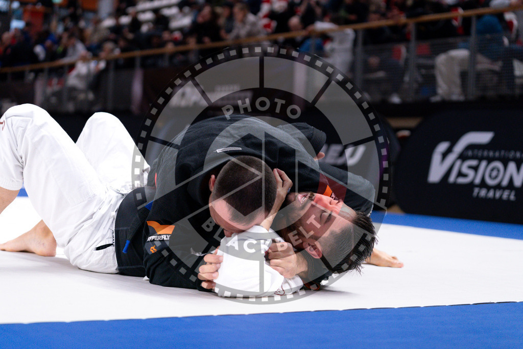 20241013PBB2445 | Athletes compete during the AJP Tour Europe Continental Jiu-Jitsu Amateurs & Masters Championship on October 13, 2024 in Almere near Amsterdam, Netherlands. © Chiara Dazi / photoblackbelt