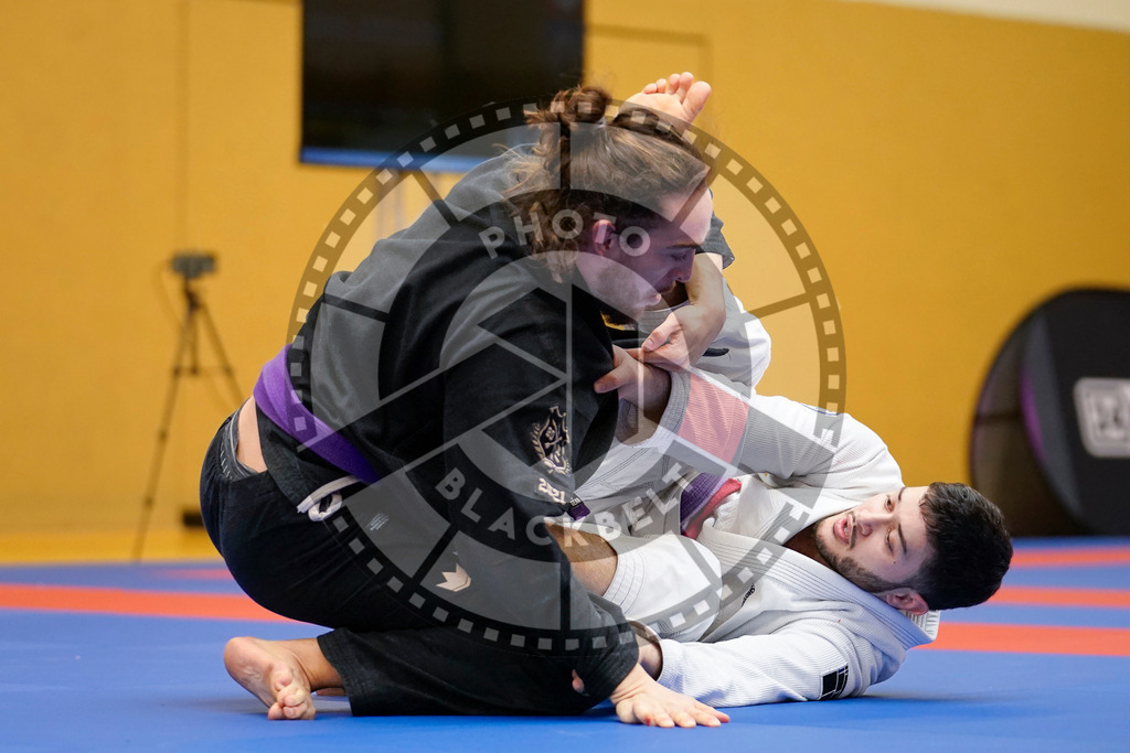 20240203PBB06015 | Fighters compete during the Brazilian Jiu-Jitsu Championship of the AJP Tour in Maintal by Frankfurt am Main, Germany, on February 2, 2024.