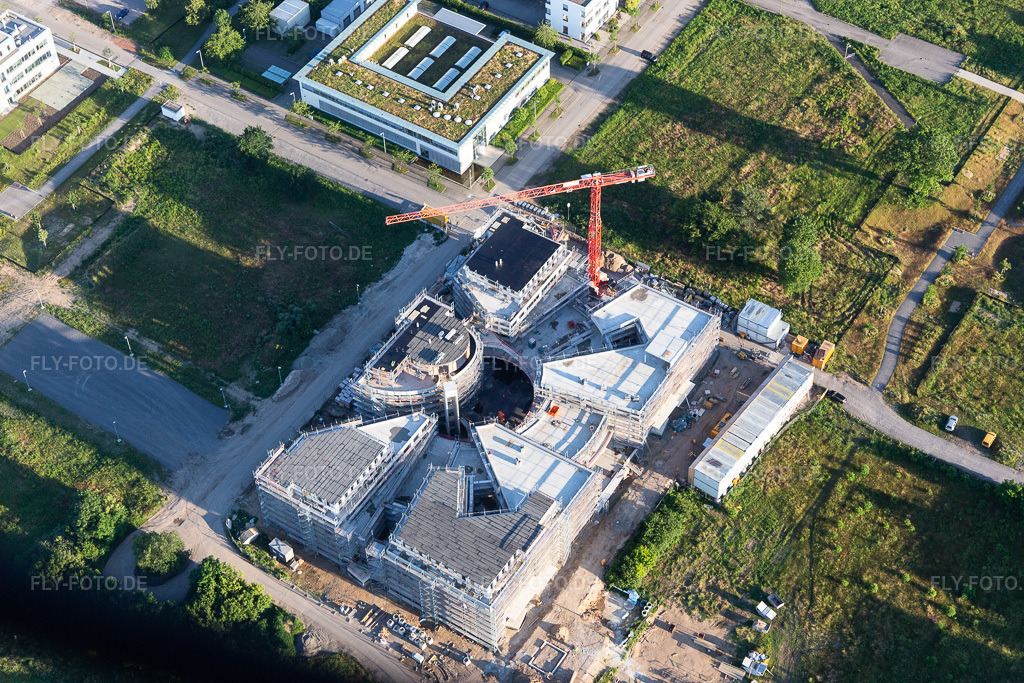 Luftbild: Baustelle des LTC - Linder Technologie Campus in der Wilhelm-Schickard-Straße im Technologiepark Karlsruhe im Ortsteil Rintheim in Karlsruhe im Bundesland Baden-Württemberg in Deutschland. Foto: IMG_115209.jpg vom 13.06.2019 durch Werner Riehm/FLY-FOTO.de