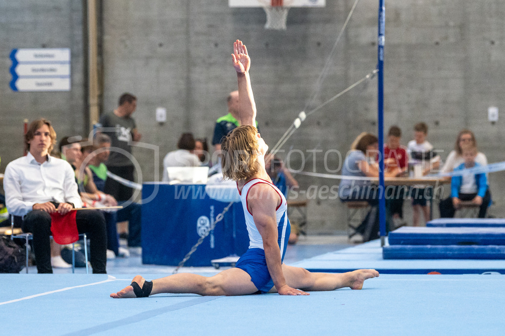 104. Zürcher Kunstturnertage Neftenbach - 14. May 2022 | 104. Zürcher Kunstturnertage Neftenbach
Turnhalle Ebni, Neftenbach
Programm 6 (P6)
Bild: Sportfotografie Markus Aeschimann | www.markus-aeschimann.ch - Realisiert mit Pictrs.com