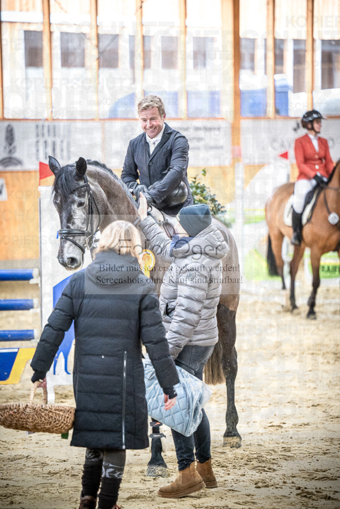 DOS_0005 | Entdecke hochwertige Reitturnierfotos von Foto Oger. Professionell, emotional und authentisch – jetzt Lieblingsmomente im Shop bestellen.Deutschlandweite Turnierfotografie. - Realisiert mit Pictrs.com