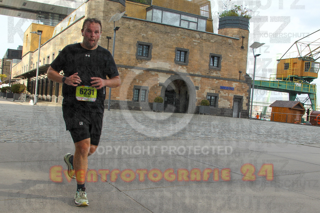 250920_1535_EV4_9243 | Sportfotografie im Rhein-Sieg Kreis, Köln, Bonn, NRW, Rheinland Pfalz, Hessen, etc. Unser Tätigkeitsfeld umfasst den Laufsport vom Volkslauf über den Marathon, Duathlon, Triathon bis zum Ultralauf wie Kölnpfad Ultra oder Schindertrail.