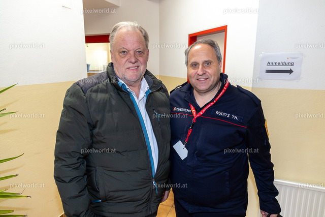 Übung des Bezirkseinsatzstabes der Feuerwehren Feldkirchen | Bildershop von pixelworld.at - Realisiert mit Pictrs.com