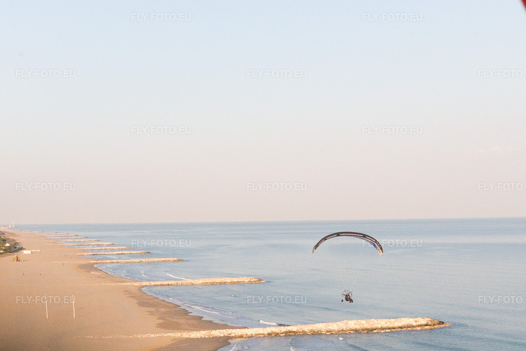 Vue aérienne: Vue de la ville à Ca' Pasquali dans le département Vénétie, Italie. Photo: IMG_098225.jpg prise le 03/04/2017 par Werner Riehm/FLY-FOTO.eu – Résolution de l'original: 2134 x 1423 px