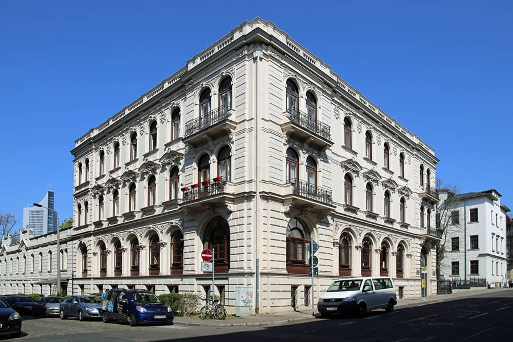 Bildlexikon Leipzig - Grieg-Begegnungsstätte | Das Team hinter BILDLEXIKON LEIPZIG bündelt historische wie aktuelle Informationen über die Stadt Leipzig in Text und Bild auf einer Plattform und stellt diese der interessierten Öffentlichkeit zur Verfügung.