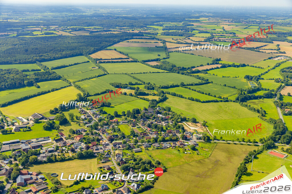 Neue Luftbildaufnahme der Stadt Bargstedt - Das Luftbild wurde 2025 vom UL-Flugzeug heraus erstellt ( keine Drohnenaufnahme ) - Hochauflösende Luftaufnahme - für Wandbilder und großformatige Ausdrucke geeignet. Das besondere Geschenk!Hier alle&nbsp;Infos zur Lizenzierung der LuftaufnahmeWir fliegen auch dieses Jahr wieder in Ihre Region um Luftbilder zu erstellen.- Luftbild anfragen