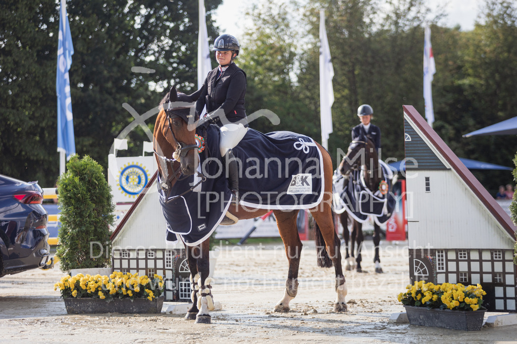 230728_BHO_2PhM2_2-794 | Deine schönsten Turniermomente als professionelle Fotos! Entdecke hochwertige Pferdesport-Fotografie im Online-Shop. Jetzt Fotos finden & bestellen!