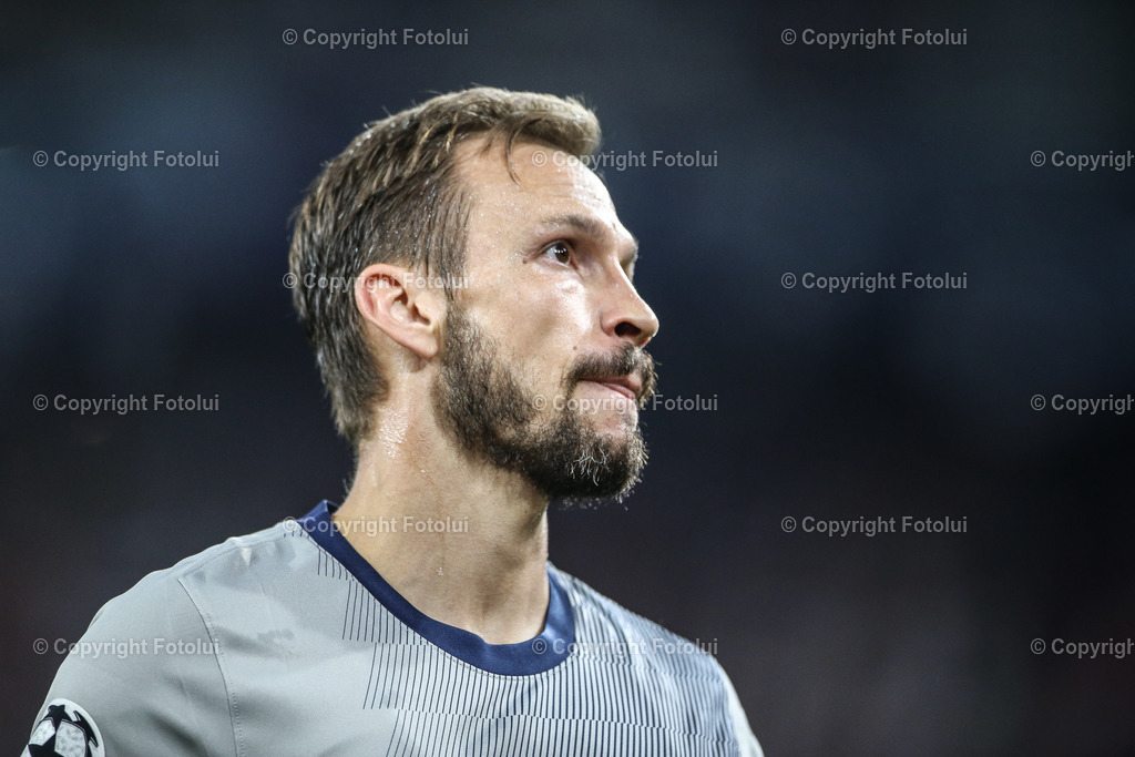 A_LUI_20220906_0025 | SPORT FUSSBALL CHAMPIONS LEAGUE FC RED BULL SALZBURG VS AC MILAN


IM BILD: Andreas Ulmer (RBS)


FOTO:FOTOLUI/UW
