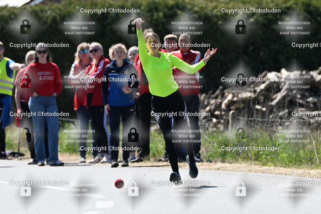 DSC_7550 | Nadine Eilts / Berdum Frauen I Gummi 