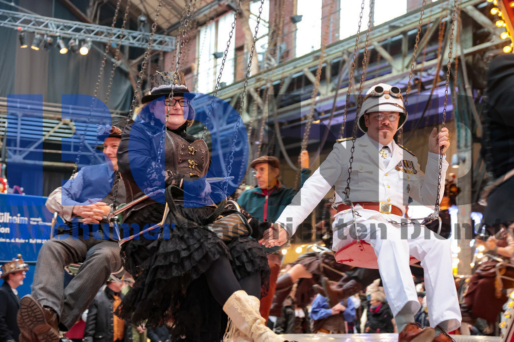 Historischer Jahrmarkt in der Jahrhunderthalle - Steampunk {date} -  | {headline}



(Foto: Sebastian Sendlak / BOND)

 - Realisiert mit Pictrs.com