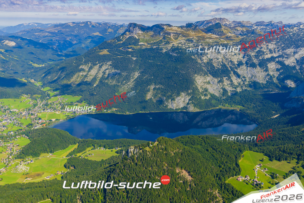 Luftbild Vs Google Maps  Altausseer See  Altaussee -Das Luftbild wurde 2025 vom UL-Flugzeug heraus erstellt ( keine Drohne ) - Hochauflösende Luftaufnahme -Nicht vergleichbar mit Google Maps oder Satelittenbilder- Die Geschenkidee !Mit Lizenz und Bildrechte bestellbar