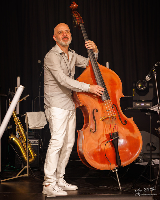 IMG_2022_06_17_0018779 | Professionelle Fotografen für Portrait-, Produkt-, Beauty -, Fashion-, kommerzielle - u. Hochzeitsfotografie sowie für Veranstaltungen. Lokal vor Ort oder in lokalen Studios.