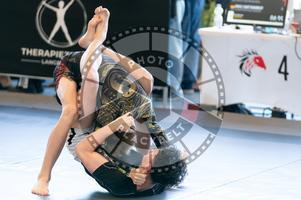 20250329PBB3979 | Fighters compete during the International Luta Livre (ILLCS) Germany IX Spring 2025 Competition spring on March 29, 2025 in Hannover, Germany.© Chiara Dazi