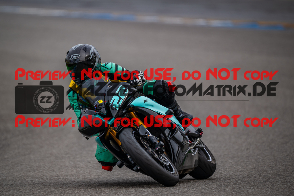 MaZZes_Fotomatrix_20240317_6007705_2979 | Fotograf Mathias Schmid
Sportfotograf,
Eventfotograf,
Hochzeitsfotograf,
Portraitfotograf