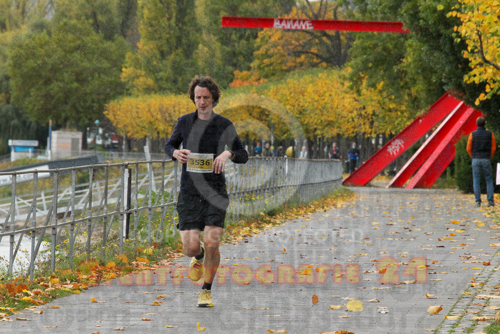 251019_1045_EV4_3341 | Sportfotografie im Rhein-Sieg Kreis, Köln, Bonn, NRW, Rheinland Pfalz, Hessen, etc. Unser Tätigkeitsfeld umfasst den Laufsport vom Volkslauf über den Marathon, Duathlon, Triathon bis zum Ultralauf wie Kölnpfad Ultra oder Schindertrail.