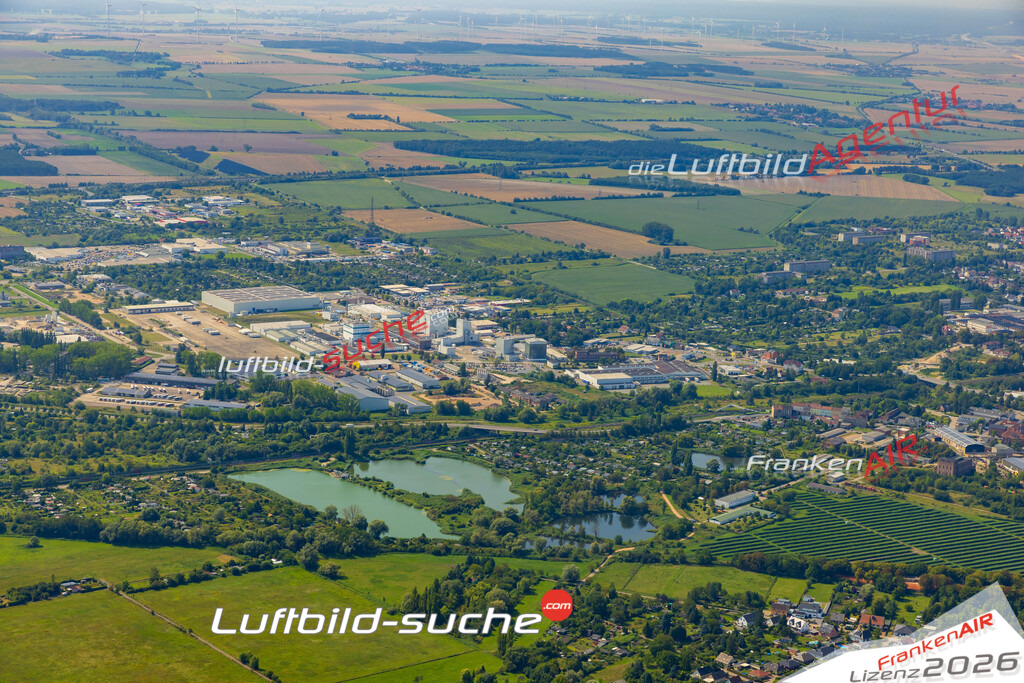 Luftbild der Stadt Stendal - Das Luftbild wurde 2025 vom UL-Flugzeug heraus erstellt ( keine Drohnenaufnahme ) - Hochauflösende Luftaufnahme - für Wandbilder und großformatige Ausdrucke geeignet. Das besondere Geschenk!Hier alle&nbsp;Infos zur Lizenzierung der LuftaufnahmeWir fliegen auch dieses Jahr wieder in Ihre Region um Luftbilder zu erstellen.- Luftbild anfragen